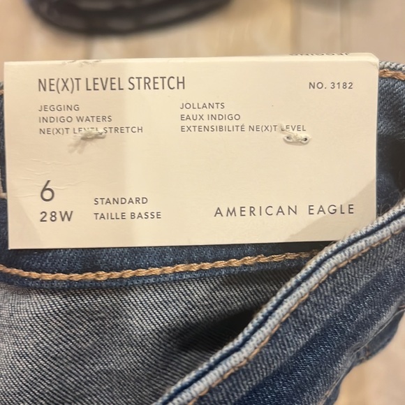 NWT American Eagle next level stretch low rise jegging size 6 - Picture 5 of 6